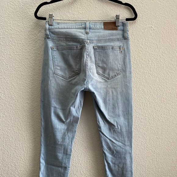 Madewell 9" High Rise Skinny Jeans Distressed 27 / 25 Inch Inseam Light Wash - Picture 6 of 8